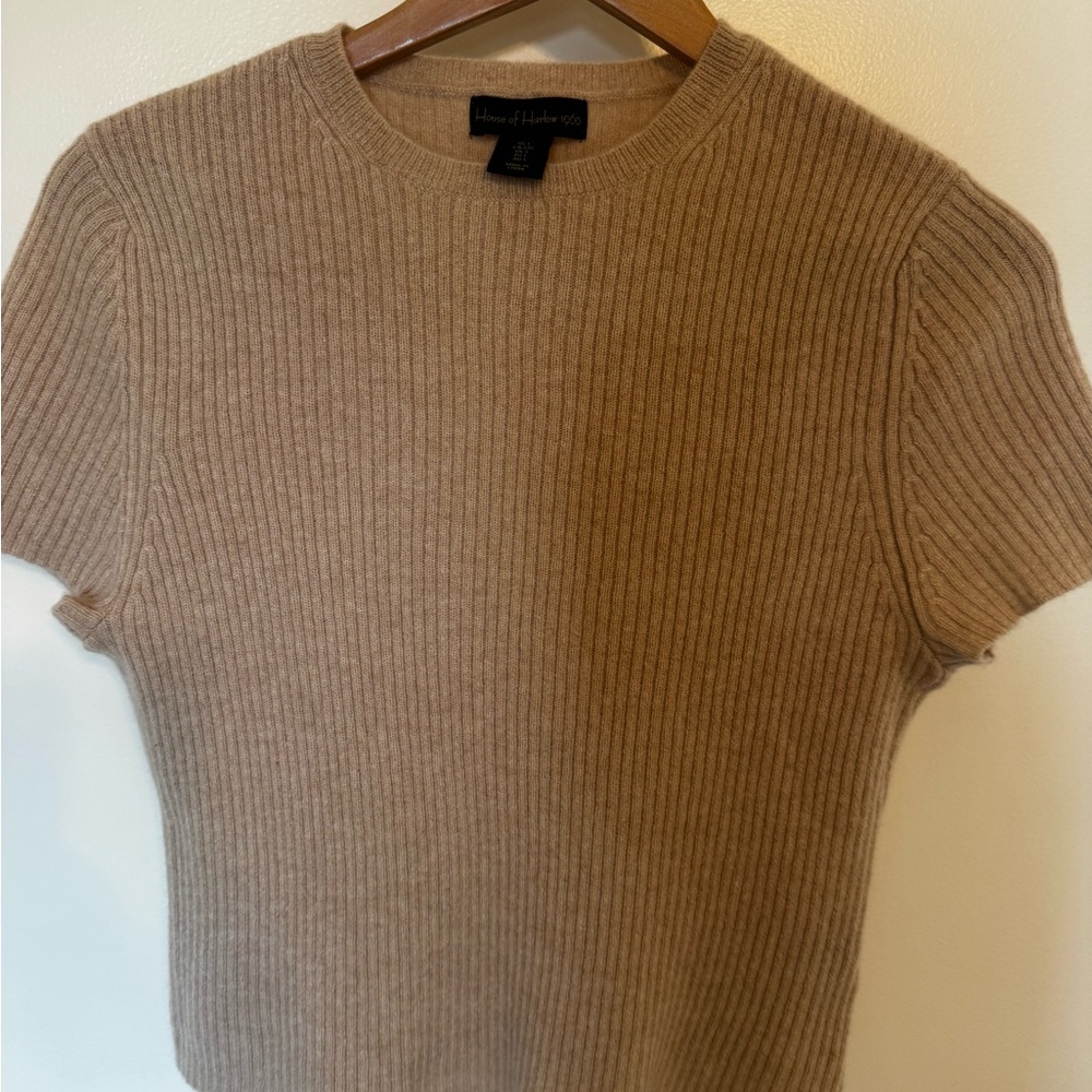 House of Harlow 1960 Ribbed Short-Sleeve Sweater in Camel